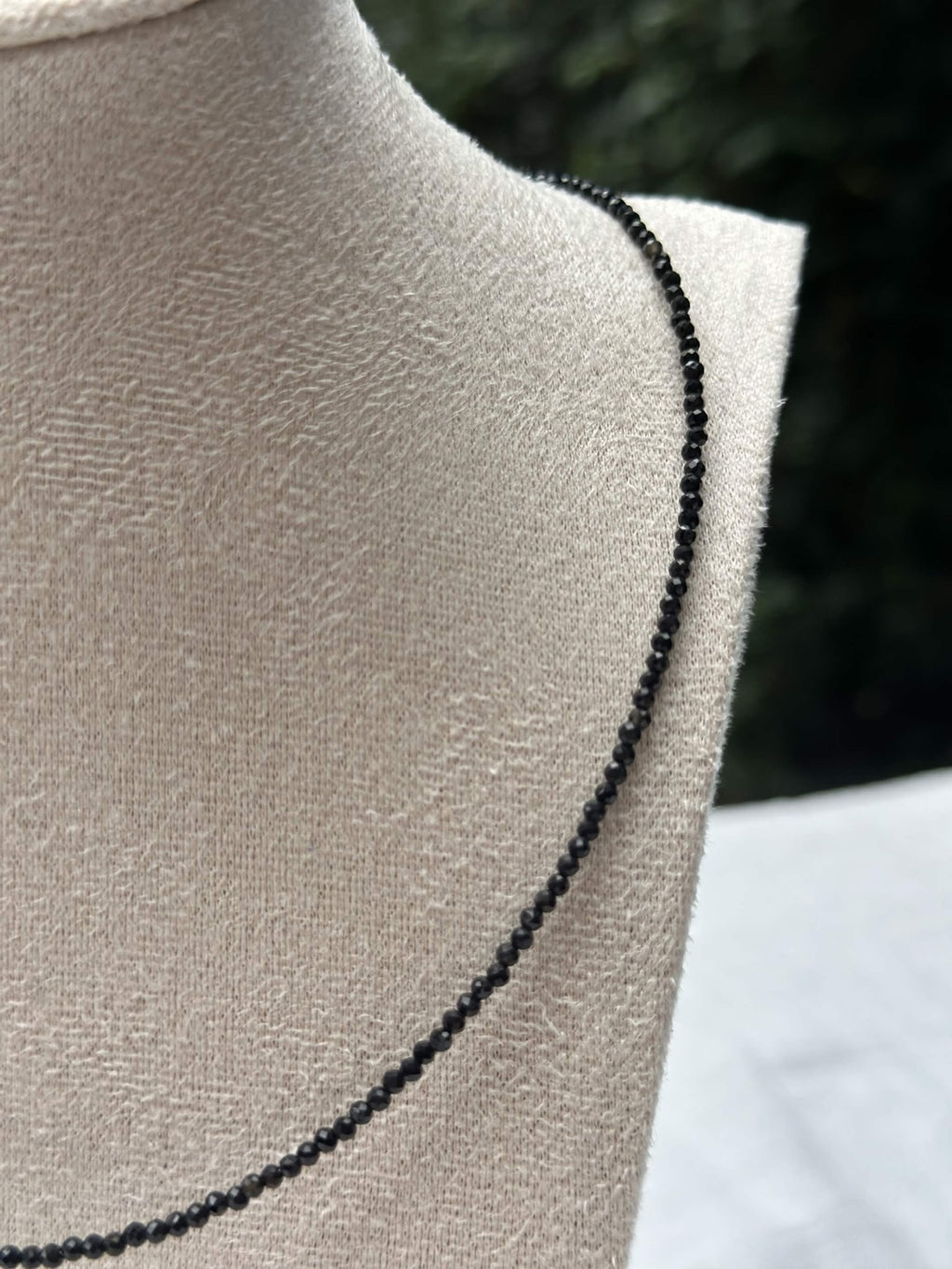 Black Faceted Beaded Necklace photo 1